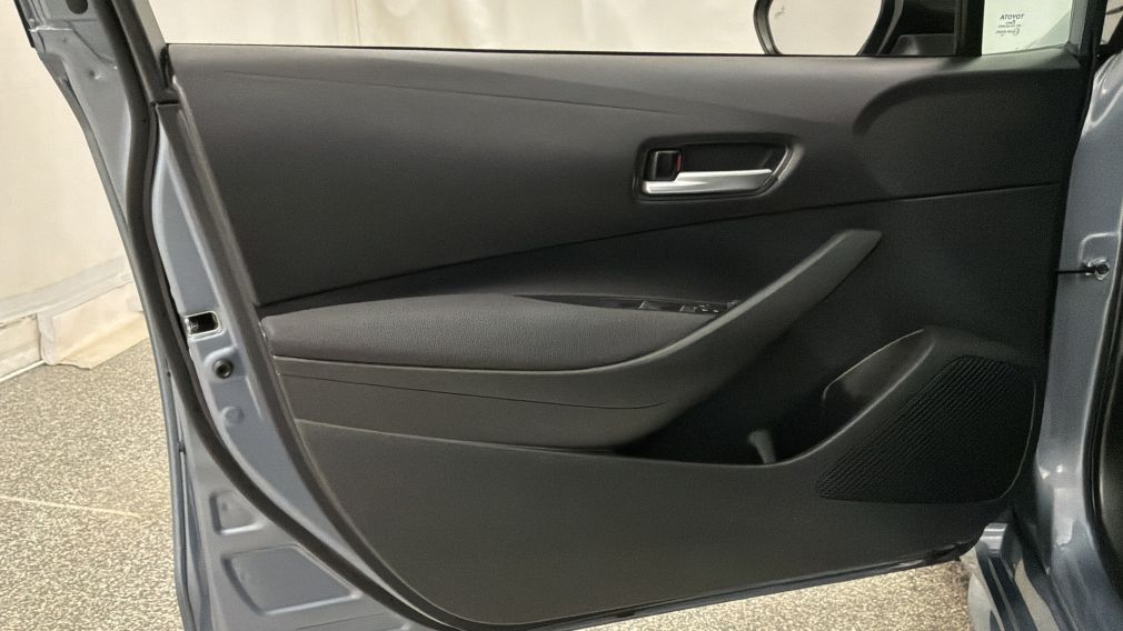 Toyota Corolla LE 2021 d&rsquo;occasion à vendre - 23
