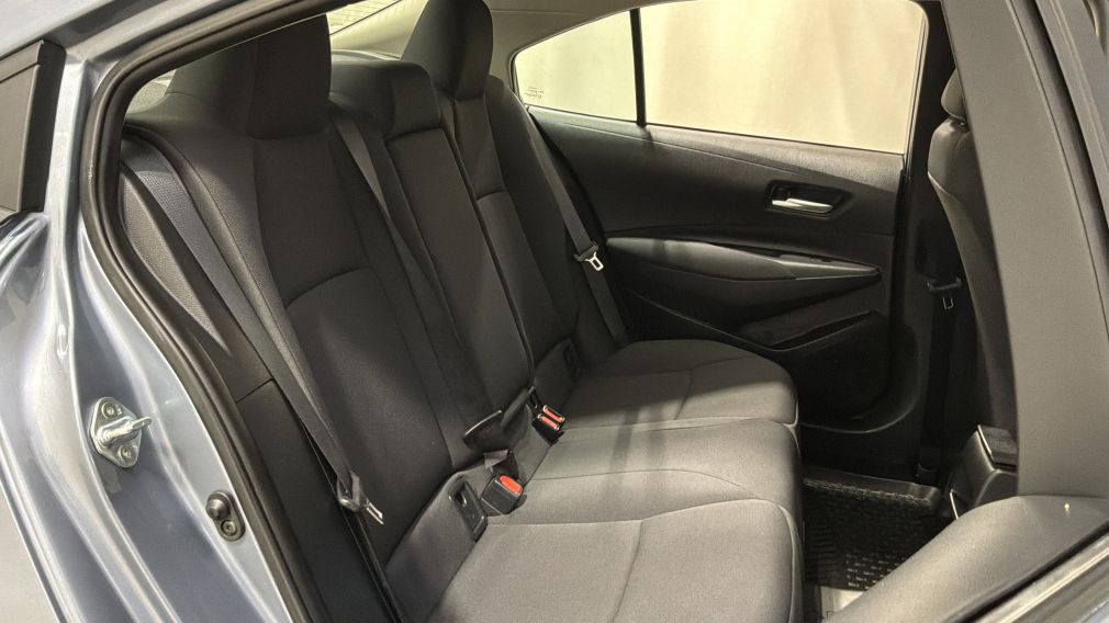Toyota Corolla LE 2021 d&rsquo;occasion à vendre - 28