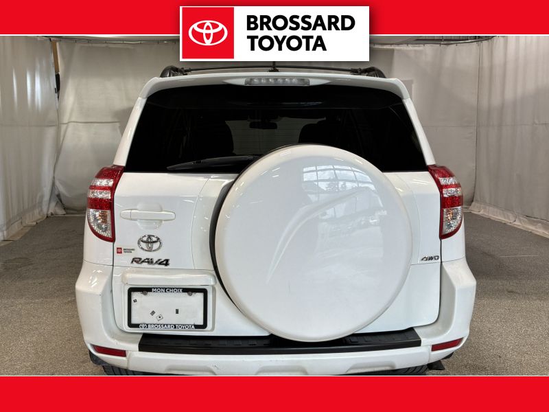 Toyota RAV4 2011