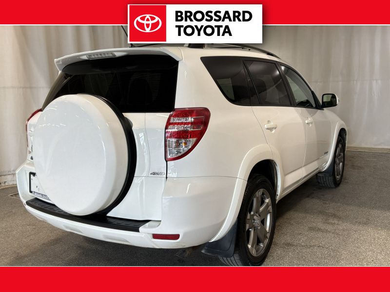 Toyota RAV4 2011