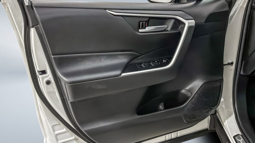 Toyota Rav 4 XLE 2021 d&rsquo;occasion à vendre - 23