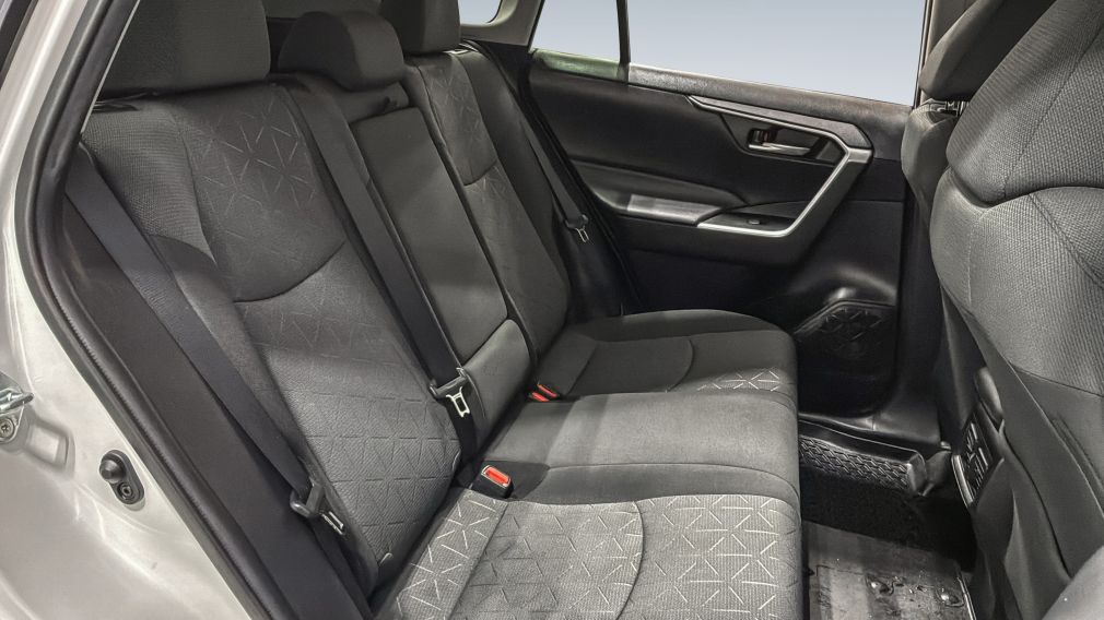 Toyota Rav 4 XLE 2021 d&rsquo;occasion à vendre - 28