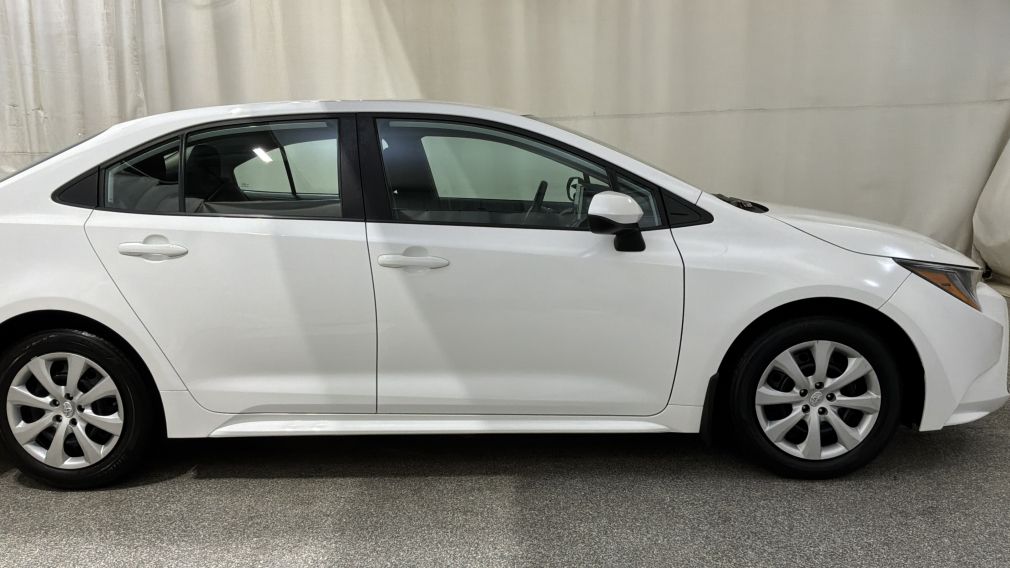 Toyota Corolla LE 2021 d&rsquo;occasion à vendre - 2
