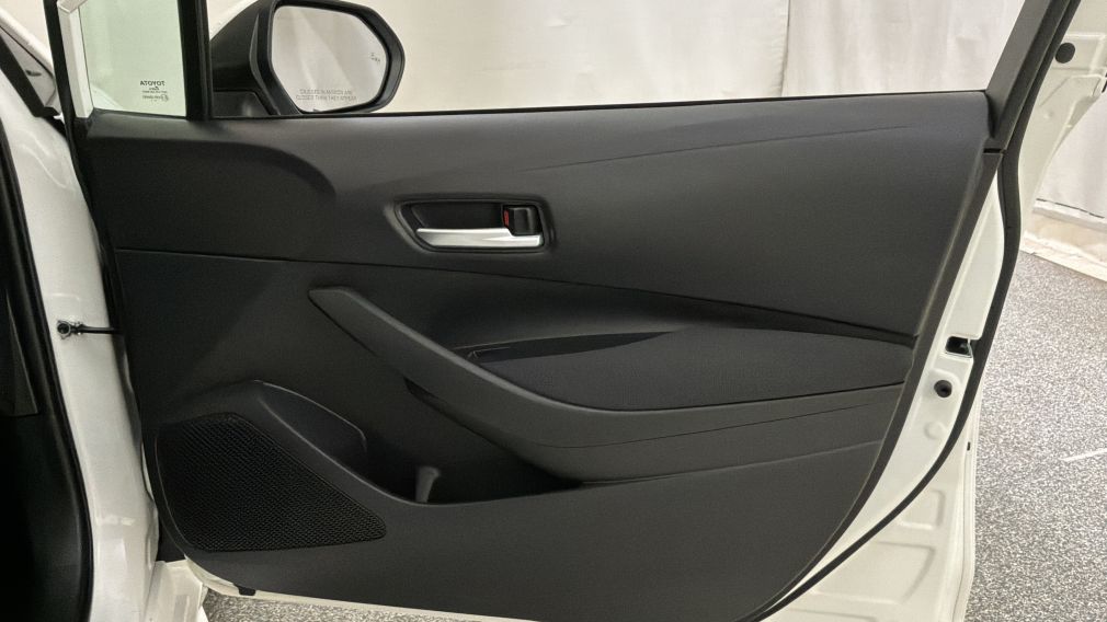 Toyota Corolla LE 2021 d&rsquo;occasion à vendre - 31