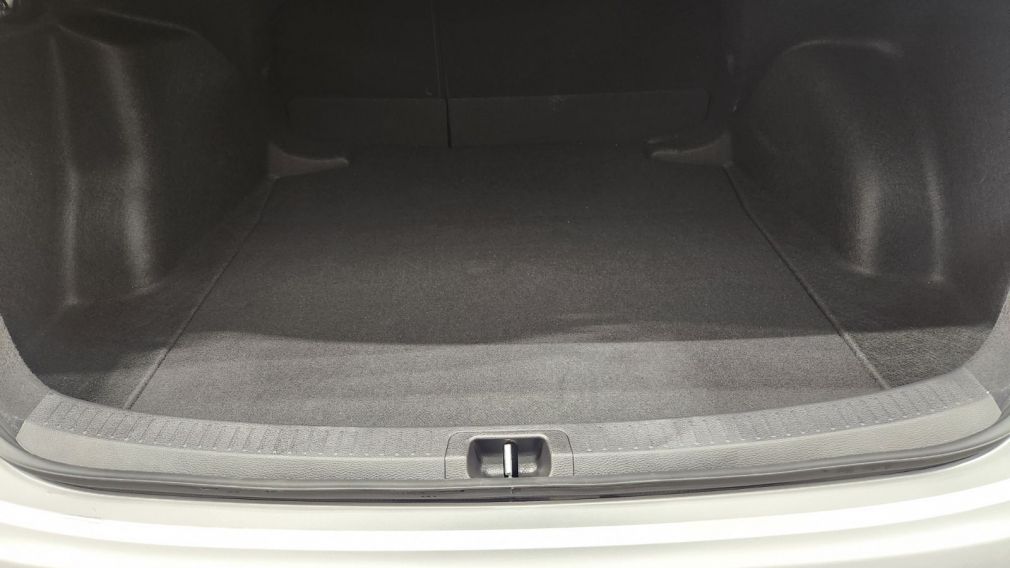 Toyota Corolla Hybrid LE 2025 d&rsquo;occasion à vendre - 14