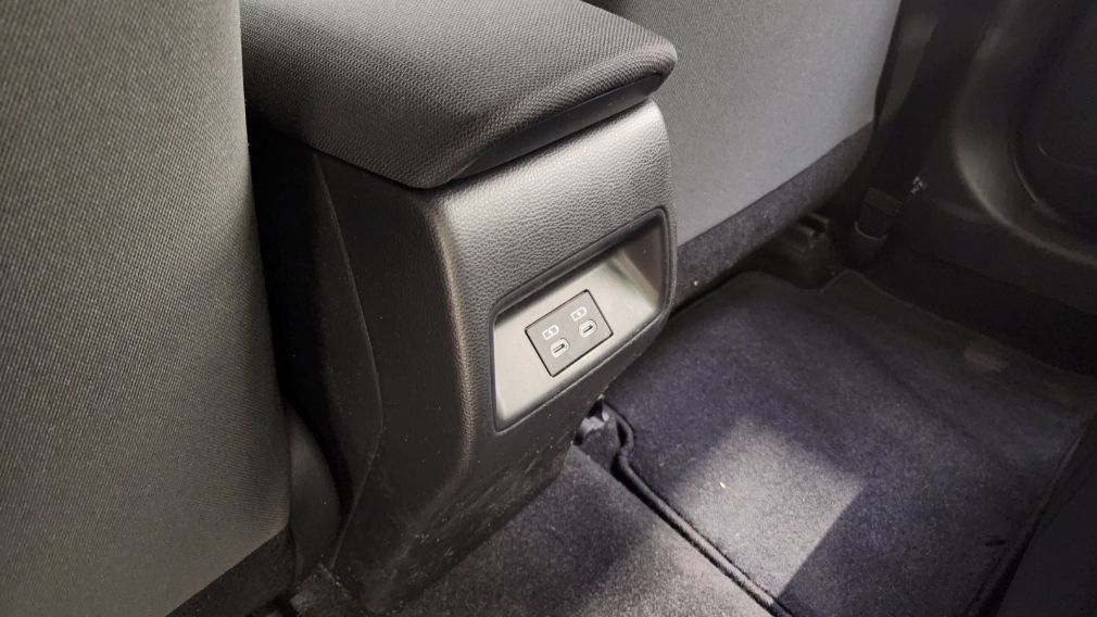 Toyota Corolla Hybrid LE 2025 d&rsquo;occasion à vendre - 34