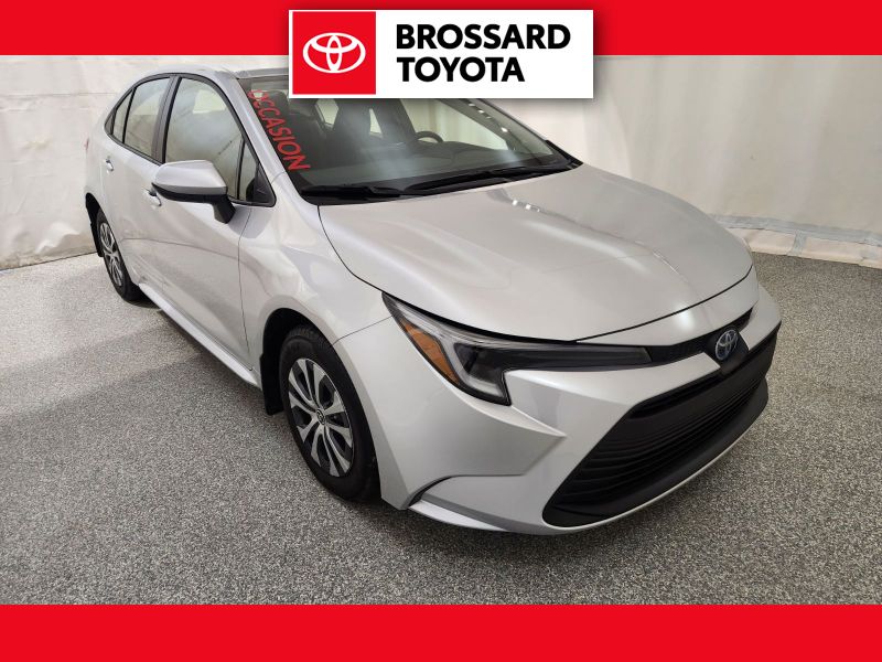 Toyota Corolla Hybrid LE FWD 2025