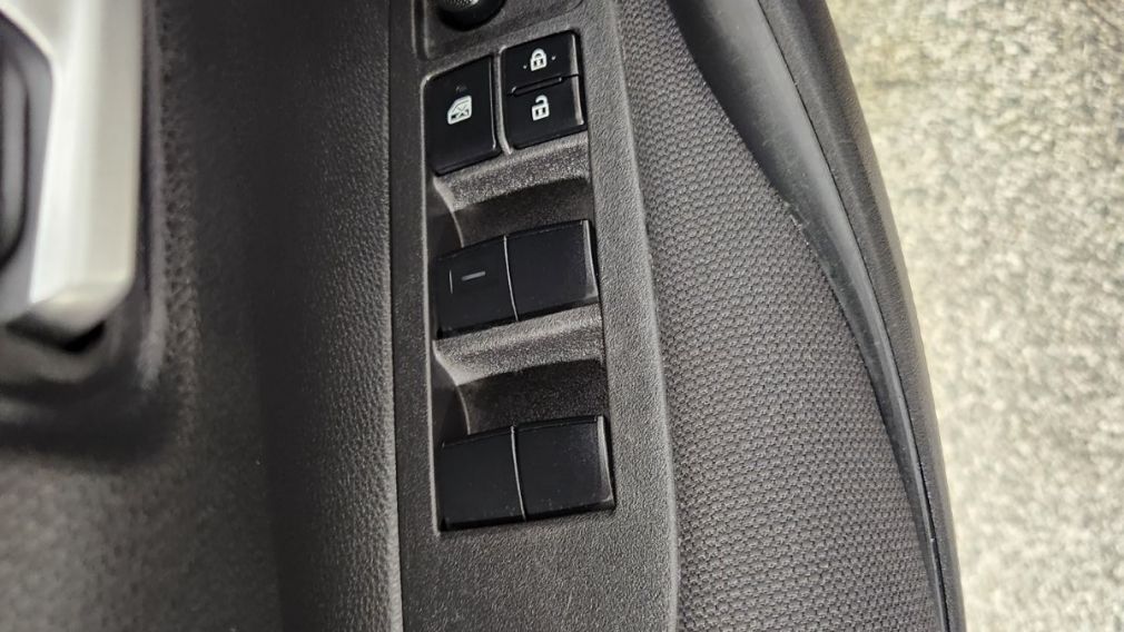 Toyota Corolla LE 2021 d&rsquo;occasion à vendre - 31