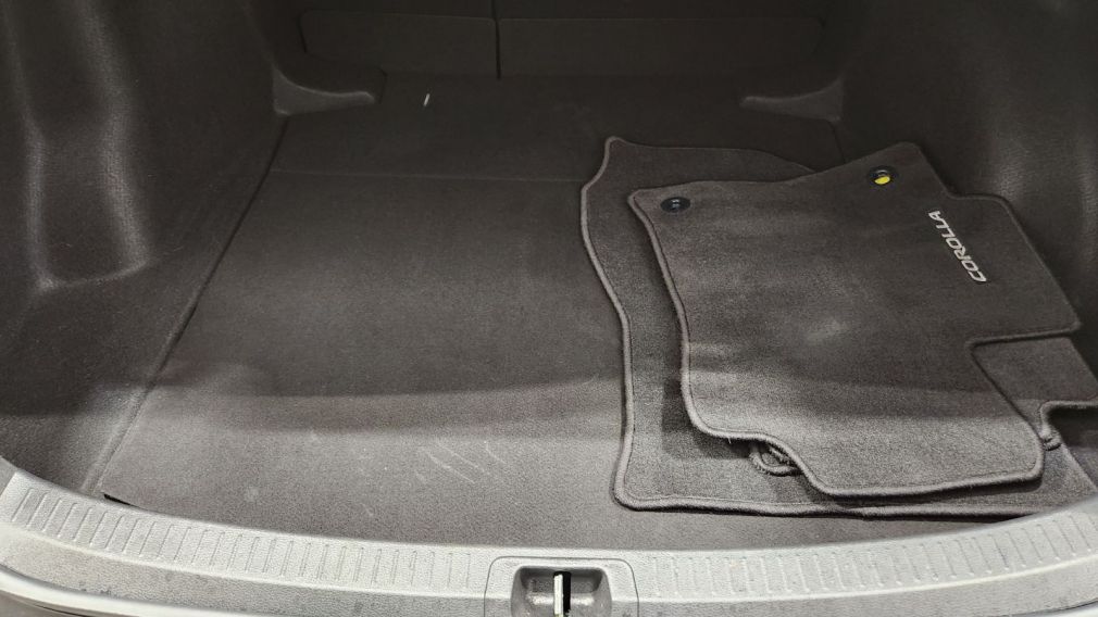 Toyota Corolla LE 2021 d&rsquo;occasion à vendre - 26