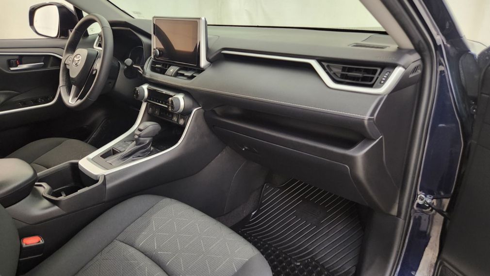 Toyota Rav 4 XLE 2023 d&rsquo;occasion à vendre - 23