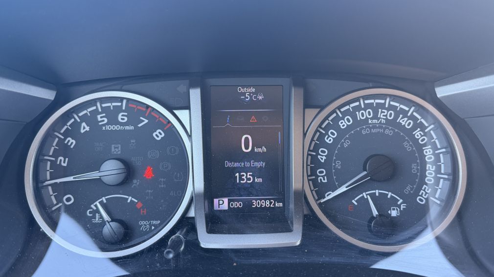 Toyota Tacoma 4×4 Double Cab Auto 2021 d&rsquo;occasion à vendre - 6