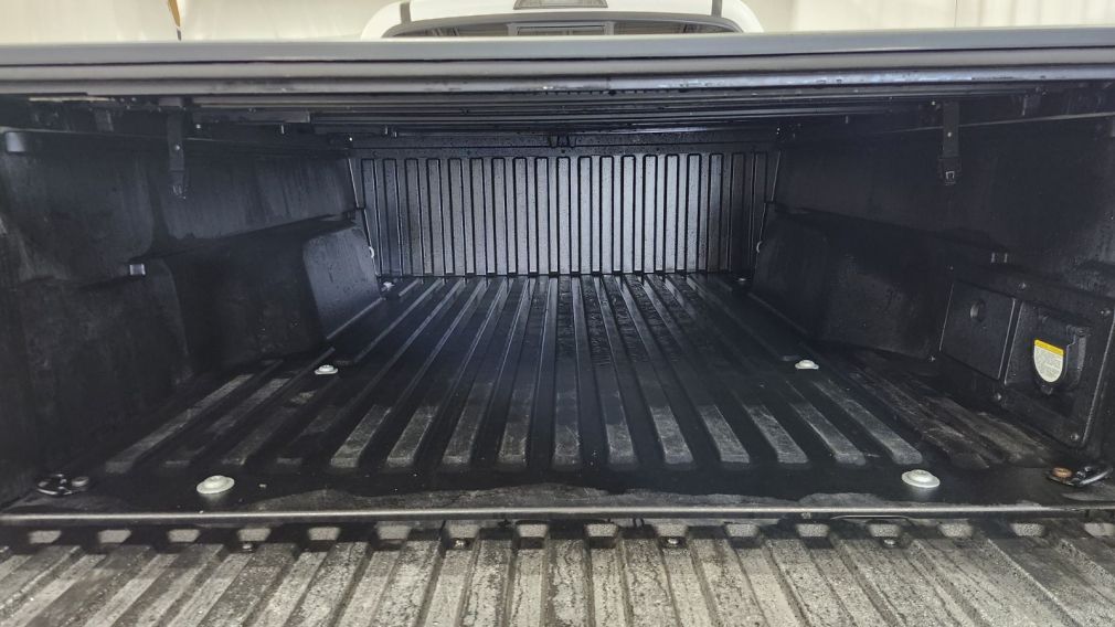 Toyota Tacoma 4×4 Double Cab Auto 2021 d&rsquo;occasion à vendre - 16