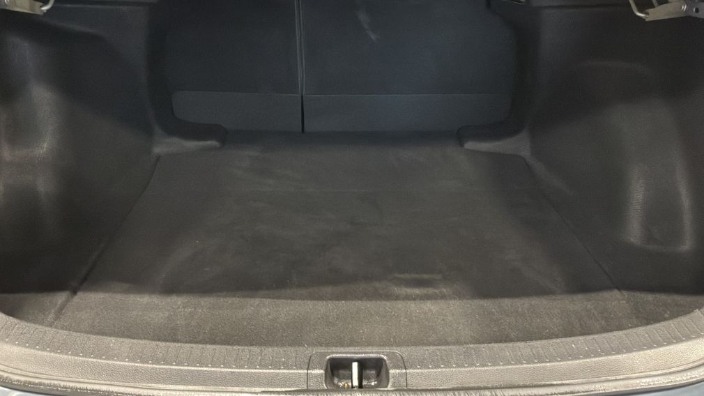Toyota Corolla LE 2020 d&rsquo;occasion à vendre - 12