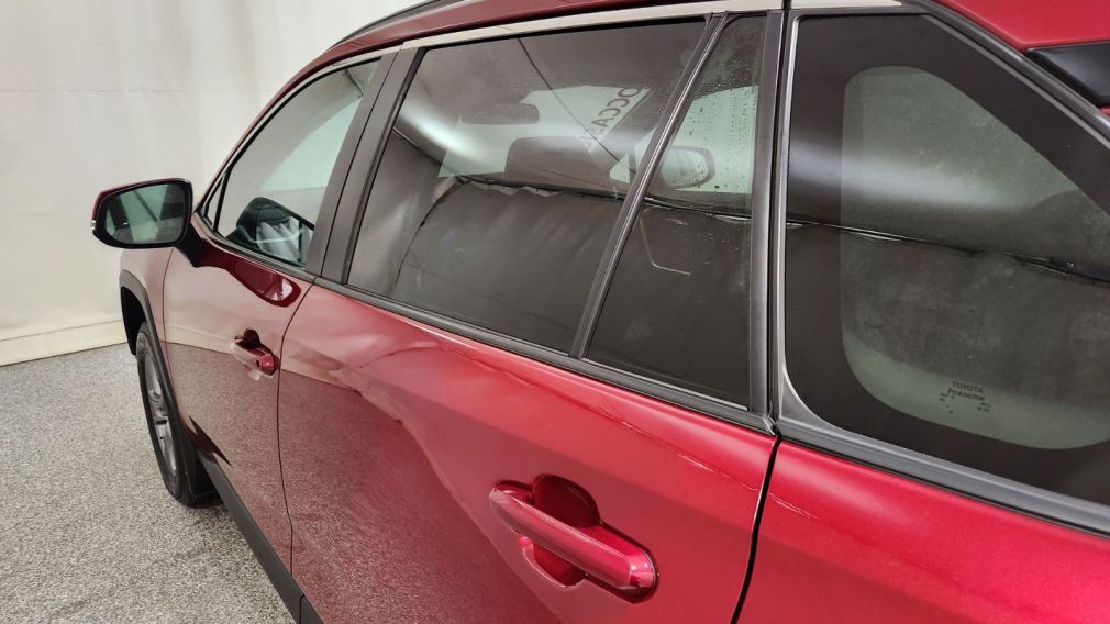 Toyota Rav 4 Hybrid XLE 2022 d&rsquo;occasion à vendre - 9