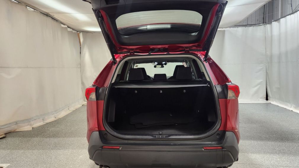 Toyota Rav 4 Hybrid XLE 2022 d&rsquo;occasion à vendre - 18