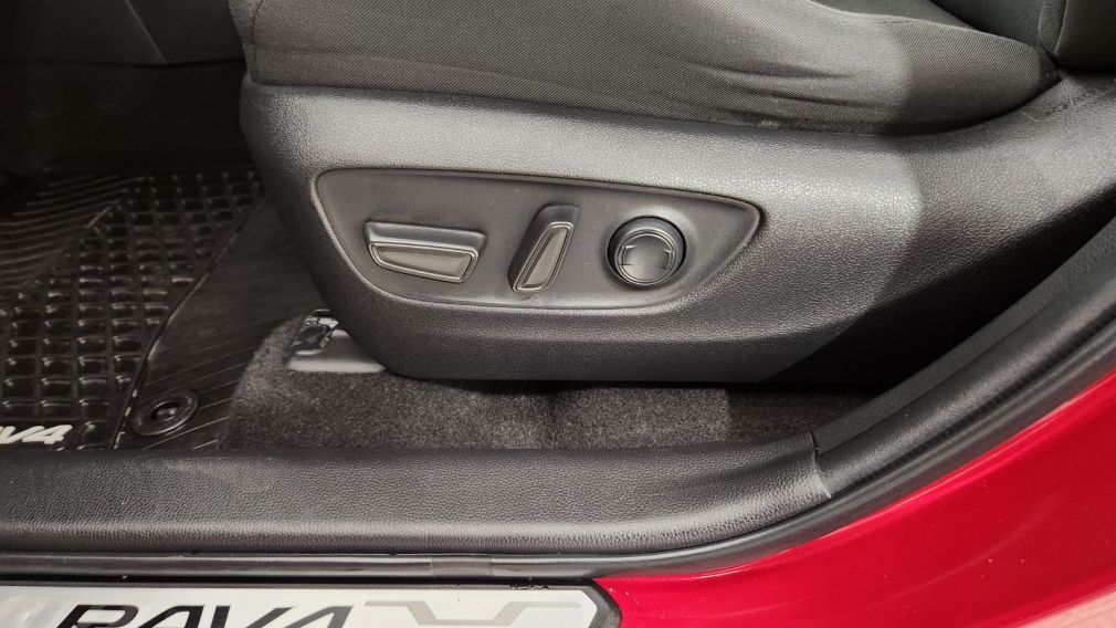 Toyota Rav 4 Hybrid XLE 2022 d&rsquo;occasion à vendre - 32
