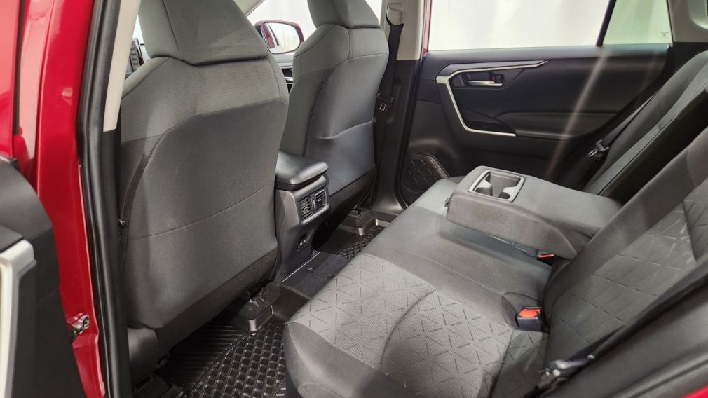 Toyota Rav 4 Hybrid XLE 2022 d&rsquo;occasion à vendre - 33