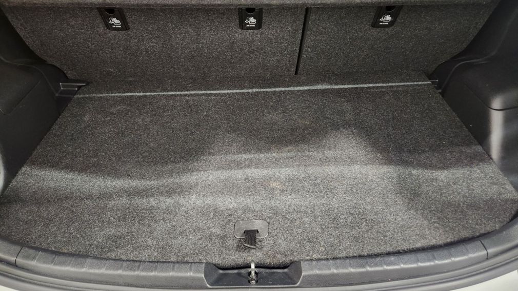 Toyota Yaris LE 2018 d&rsquo;occasion à vendre - 15