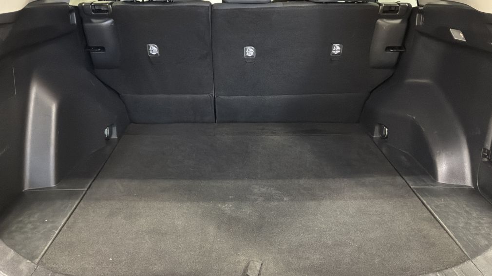 Toyota Rav 4 LE 2021 d&rsquo;occasion à vendre - 12