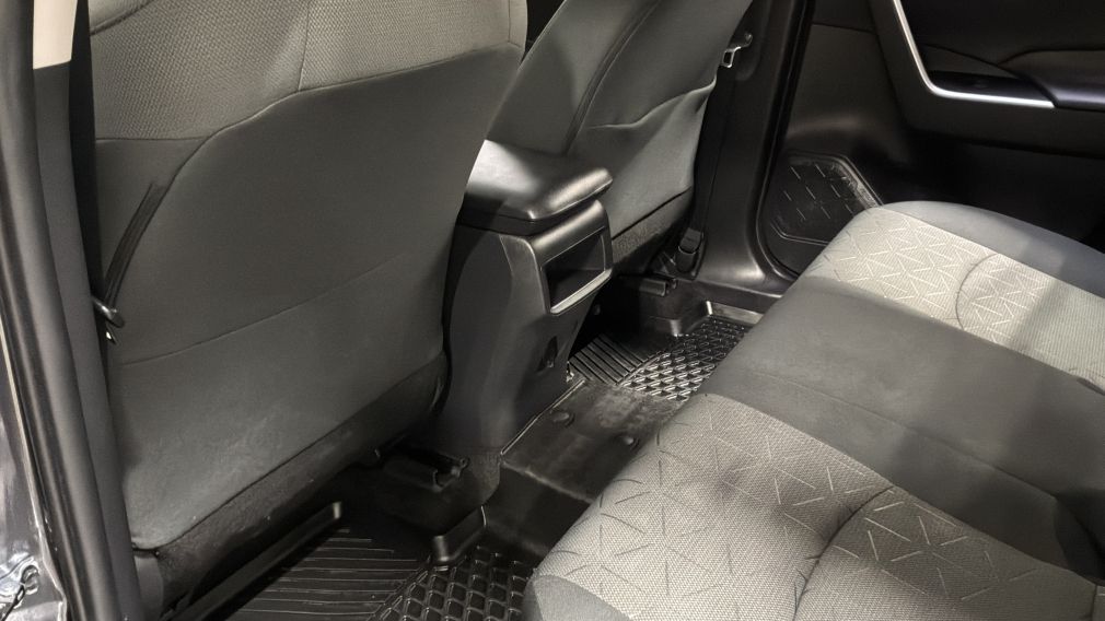 Toyota Rav 4 LE 2021 d&rsquo;occasion à vendre - 25