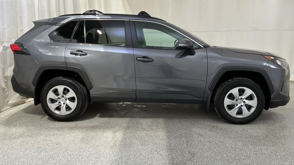 Toyota Rav 4 LE 2021 d&rsquo;occasion à vendre - 2