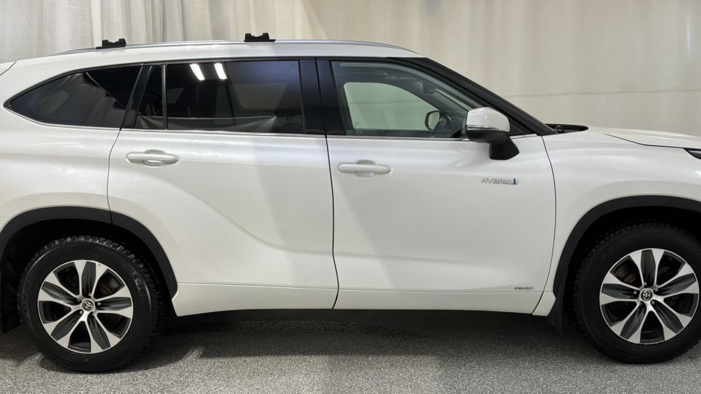 Toyota Highlander Hybrid XLE 2021 d&rsquo;occasion à vendre - 3
