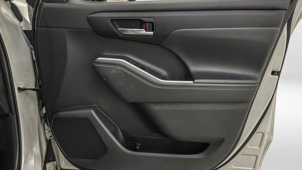 Toyota Highlander Hybrid XLE 2021 d&rsquo;occasion à vendre - 32