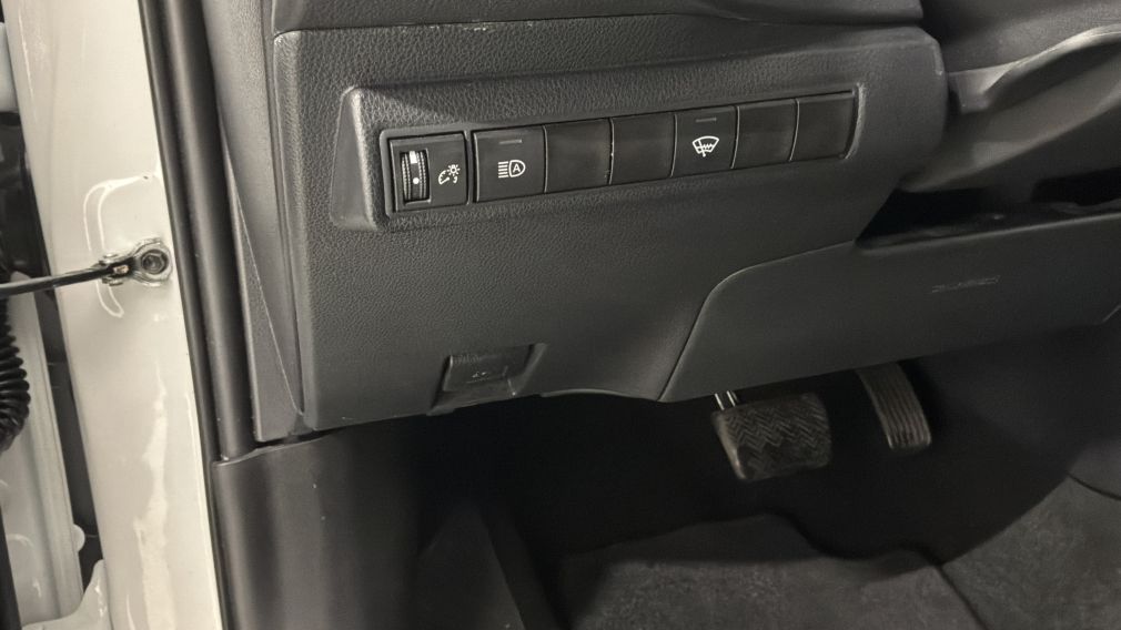 Toyota Corolla SE 2021 d&rsquo;occasion à vendre - 21