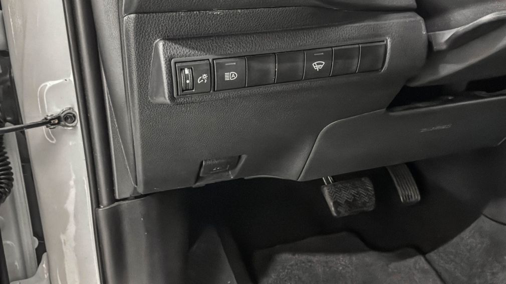 Toyota Corolla SE 2021 d&rsquo;occasion à vendre - 20