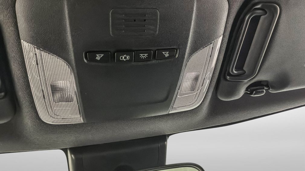 Toyota Corolla SE 2021 d&rsquo;occasion à vendre - 21