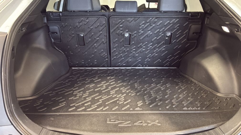 Toyota BZ4X XLE 2023 d&rsquo;occasion à vendre - 12