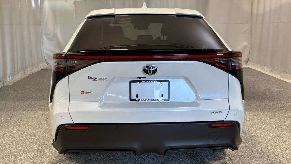 Toyota BZ4X XLE 2023 d&rsquo;occasion à vendre - 5