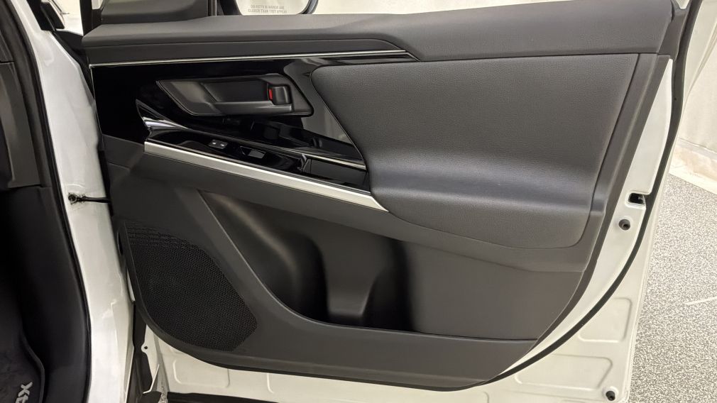 Toyota BZ4X XLE 2023 d&rsquo;occasion à vendre - 32