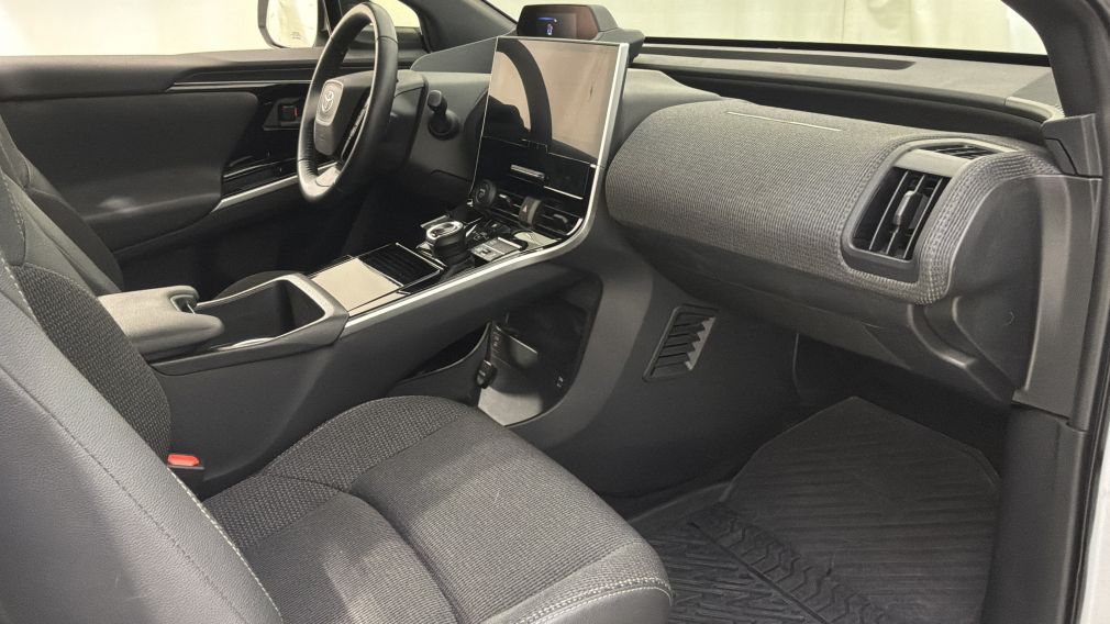 Toyota BZ4X XLE 2023 d&rsquo;occasion à vendre - 31