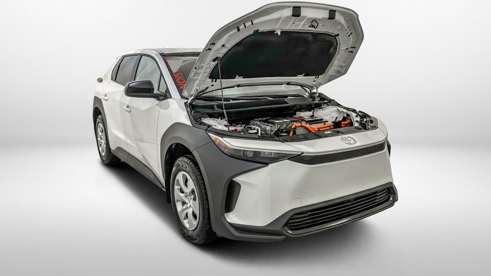 Toyota BZ4X XLE 2023 d&rsquo;occasion à vendre - 11