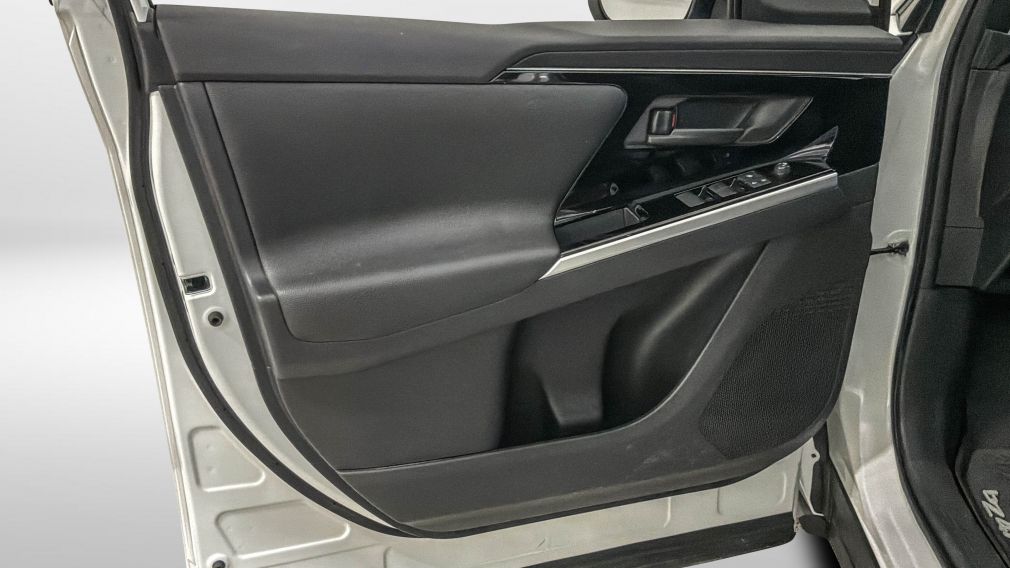 Toyota BZ4X XLE 2023 d&rsquo;occasion à vendre - 24