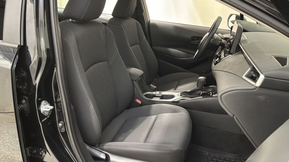 Toyota Corolla LE 2023 d&rsquo;occasion à vendre - 28