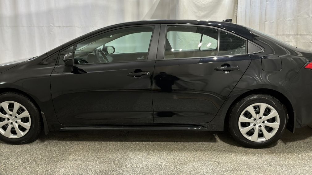 Toyota Corolla LE 2023 d&rsquo;occasion à vendre - 9