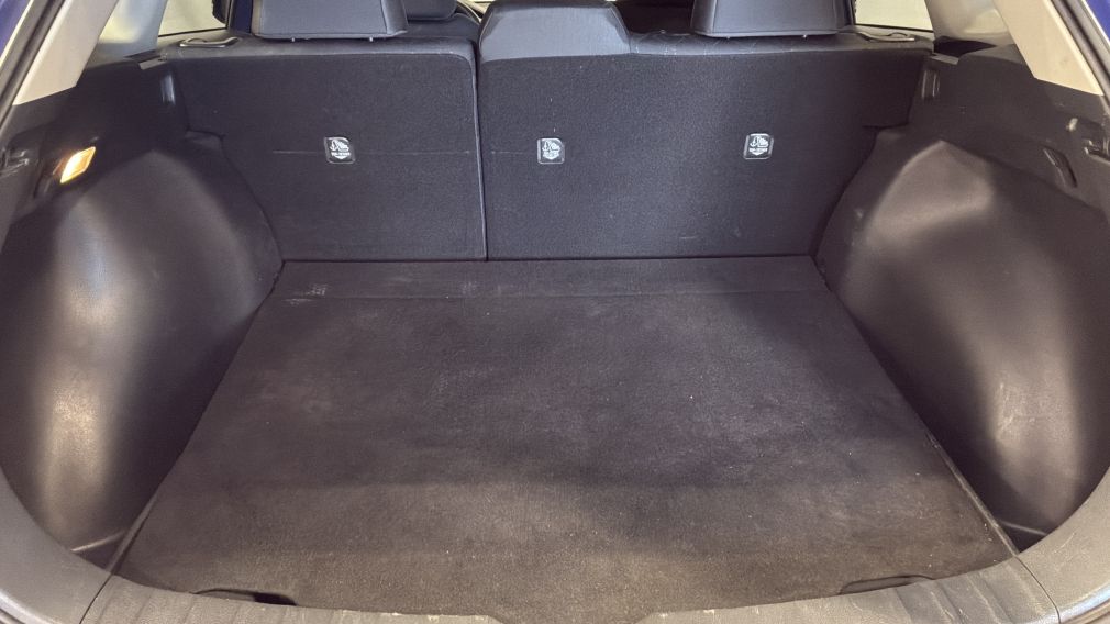 Toyota Corolla LE 2022 d&rsquo;occasion à vendre - 12