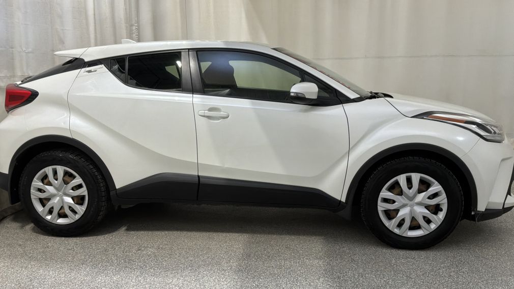 Toyota C-HR XLE Premium 2020 d&rsquo;occasion à vendre - 3