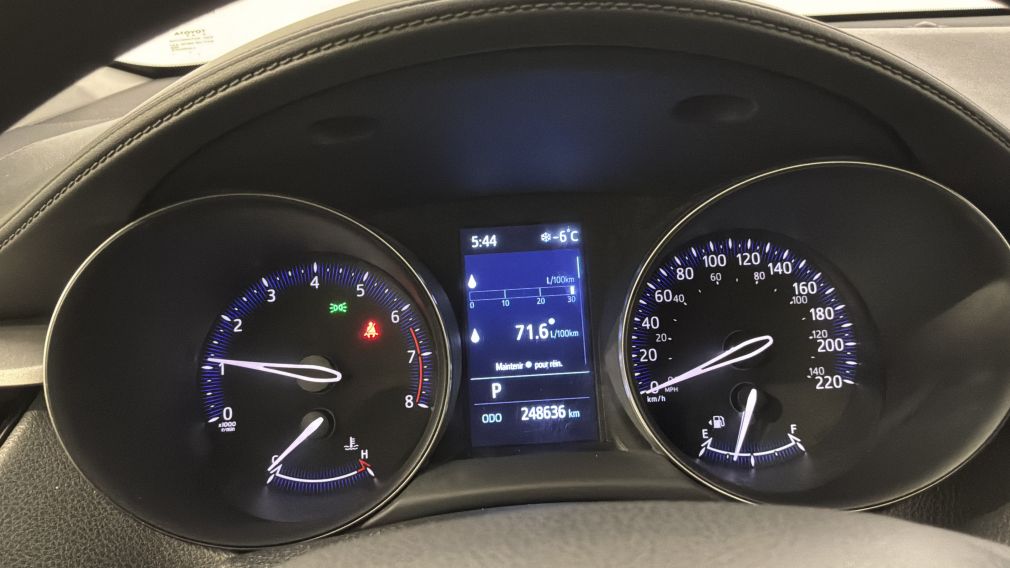 Toyota C-HR XLE Premium 2020 d&rsquo;occasion à vendre - 14
