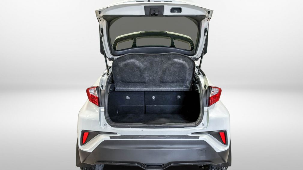 Toyota C-HR XLE Premium 2020 d&rsquo;occasion à vendre - 14