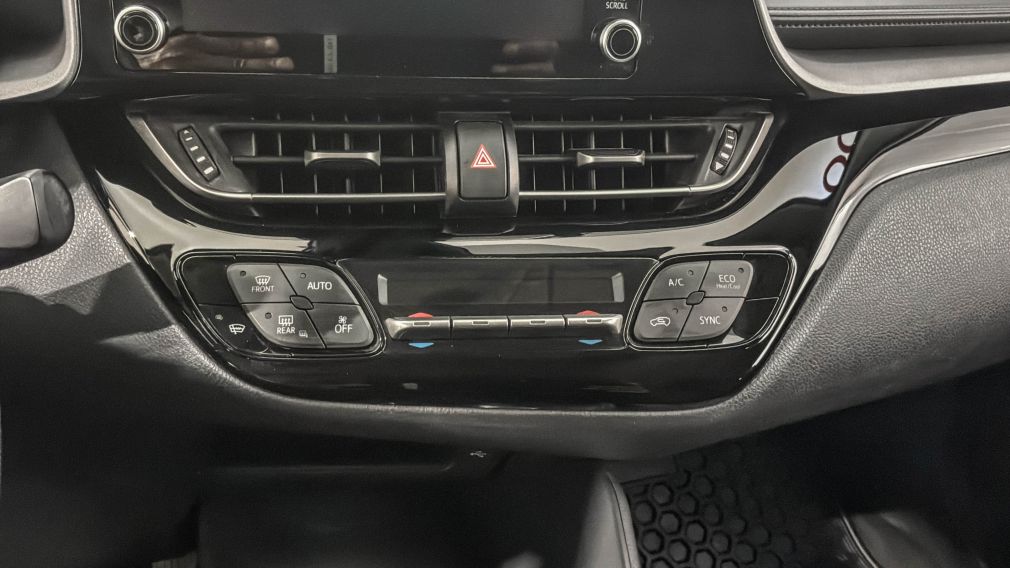 Toyota C-HR XLE Premium 2020 d&rsquo;occasion à vendre - 17
