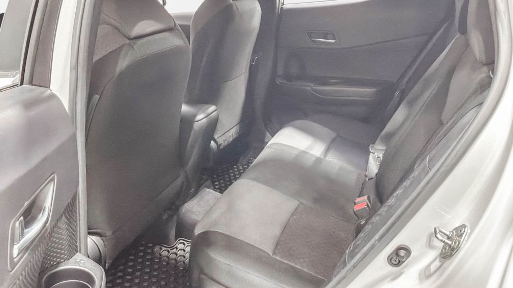 Toyota C-HR XLE Premium 2020 d&rsquo;occasion à vendre - 26