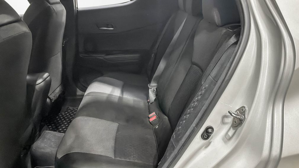 Toyota C-HR XLE Premium 2020 d&rsquo;occasion à vendre - 27