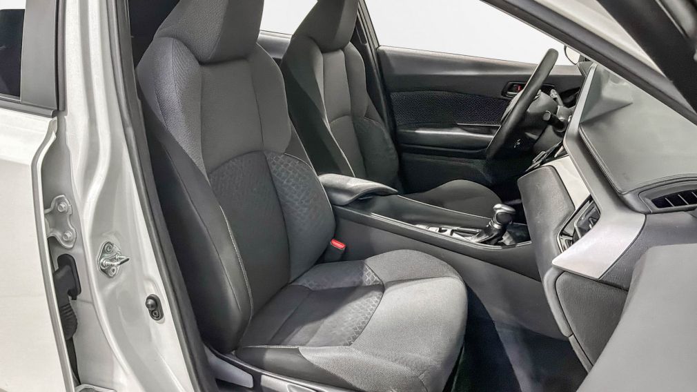Toyota C-HR XLE Premium 2020 d&rsquo;occasion à vendre - 29