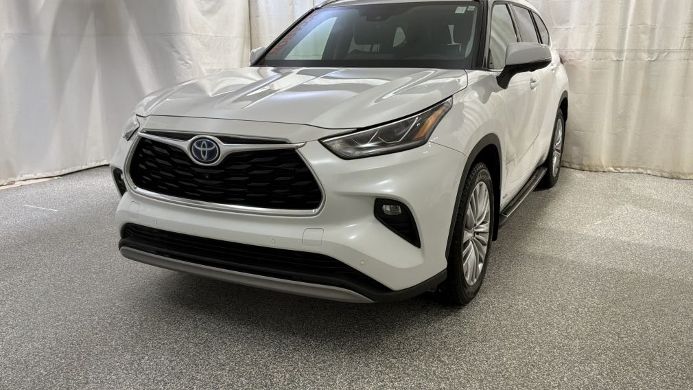 Toyota Highlander Hybrid Limited 2023 d&rsquo;occasion à vendre - 8