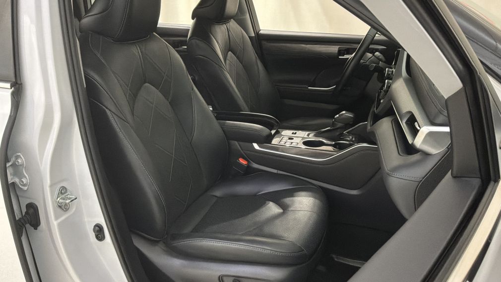 Toyota Highlander Hybrid Limited 2023 d&rsquo;occasion à vendre - 30
