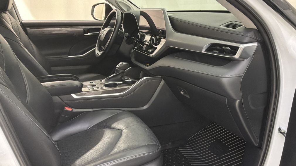 Toyota Highlander Hybrid Limited 2023 d&rsquo;occasion à vendre - 31