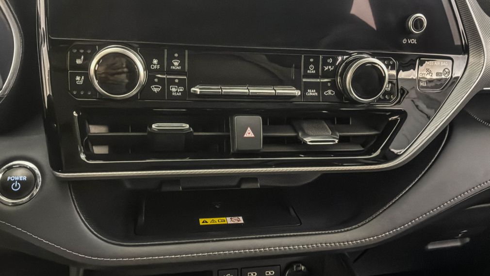 Toyota Highlander Hybrid Limited 2023 d&rsquo;occasion à vendre - 17